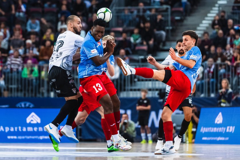 Piast Gliwice – MNK Bubamara Cazin. PreZero Arena Gliwice, 27.10.2026. Zdjęcie 16.